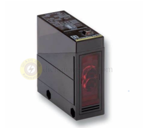 E3JM-10M4-G-N - Cảm biến quang, dải điện áp 12-240VDC, 24-240VAC, thu phát riêng KC 10m, Out relay NO-NC